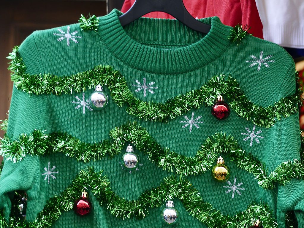 Diy ugly christmas sweaters ideas: Unleash the Ugliness插图4