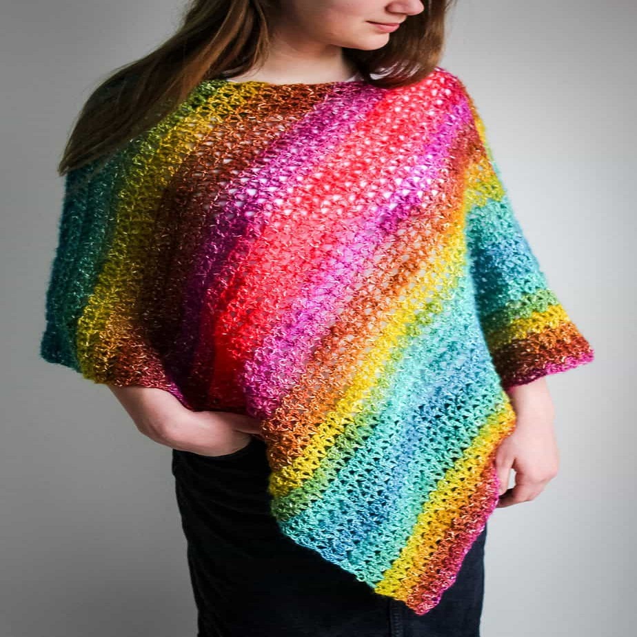 Easy crochet poncho pattern free: Quick and Stylish Tutorial for Beginners