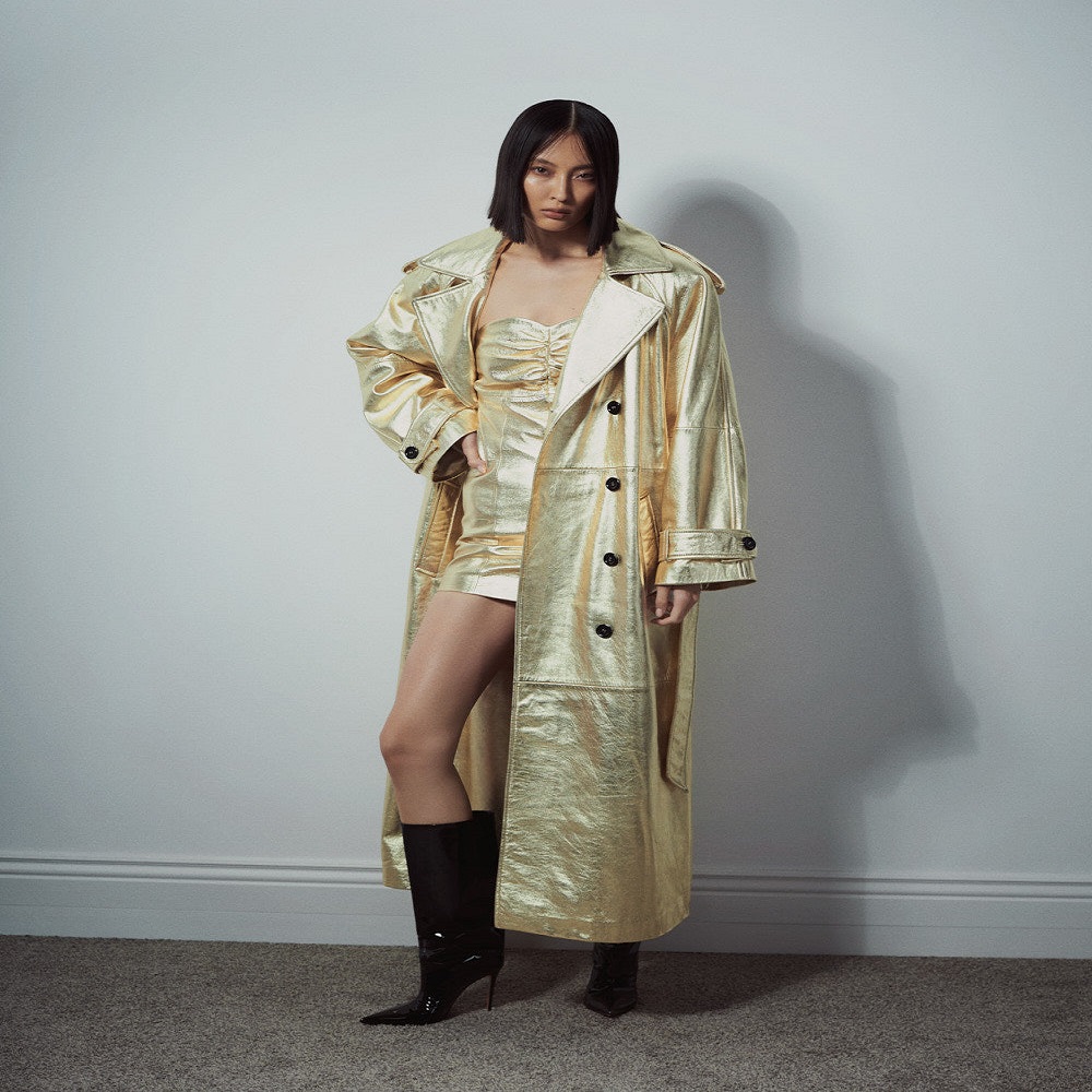 Gold trench coat: The Timeless Appeal of it