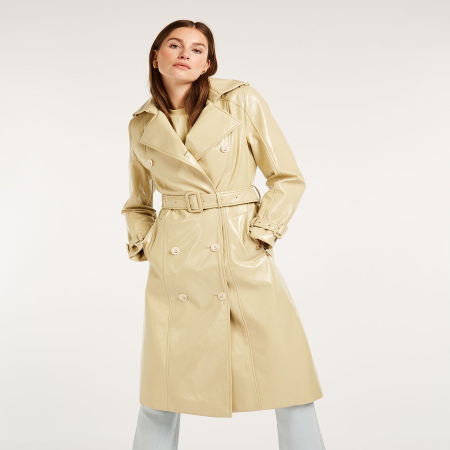 Styling Your Fitted Trench Coat for Versatility