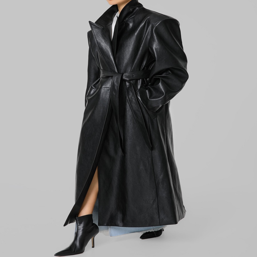 Black long trench coat: The Timeless Elegance of it